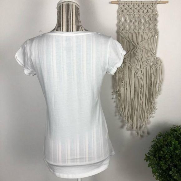 3/$25 Disney Paris Mickey and Minnie Small tee - Picture 3 of 4